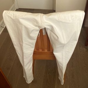 White 511 Levi jeans.  Beautiful condition with no stains worn only once.